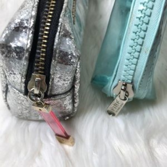 2 Victoria’s Secret Make Up Bags Blue Silver - Picture 5 of 8